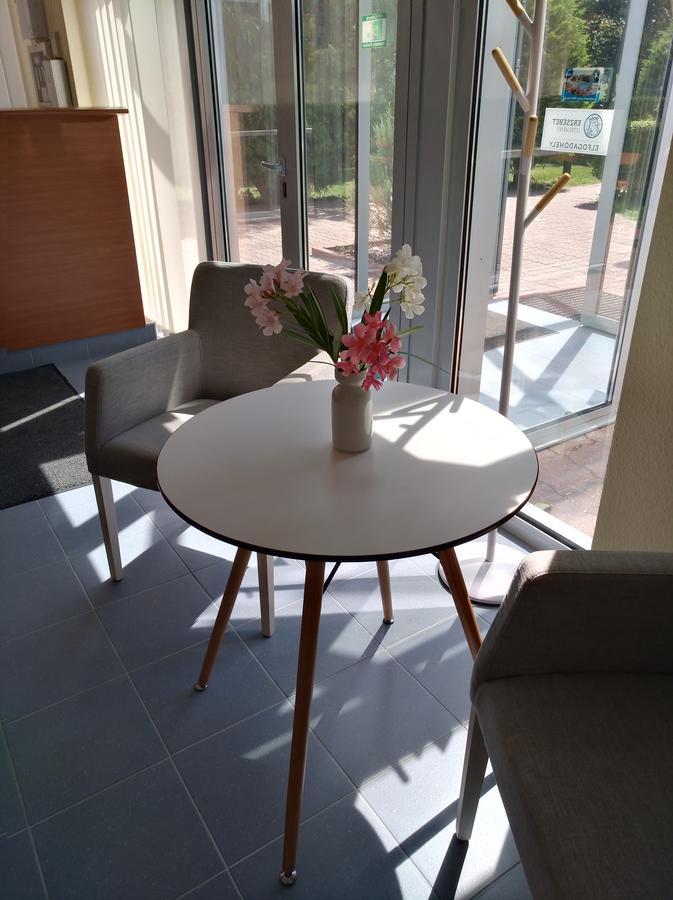Otp Hotel Budapest Esterno foto